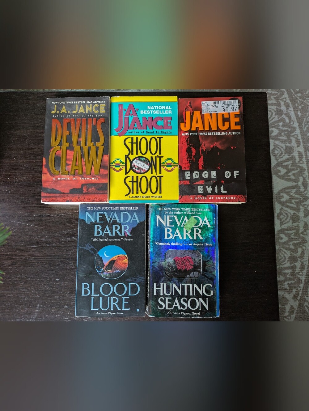 2/$18 Lot of 5 Nevada Barr and J.A. Jance Mystery Books
